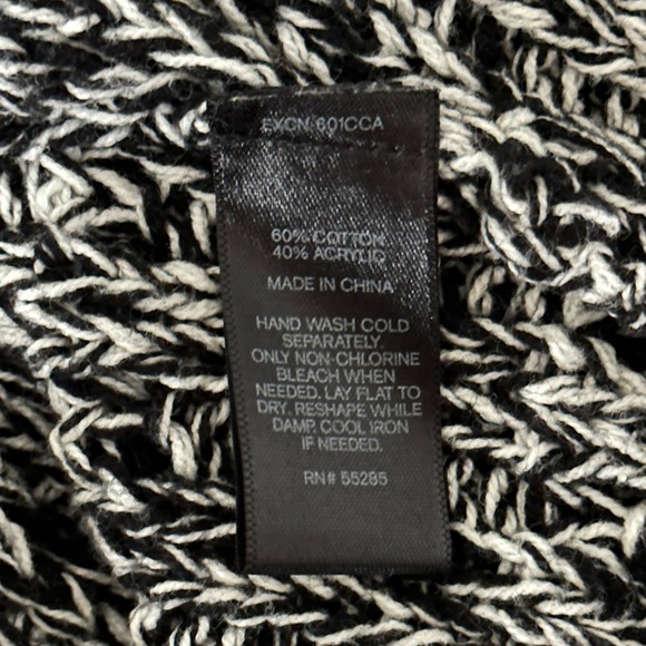 Express Thick Knitted Short Sleeve Open Sweater - Picture 4 of 5